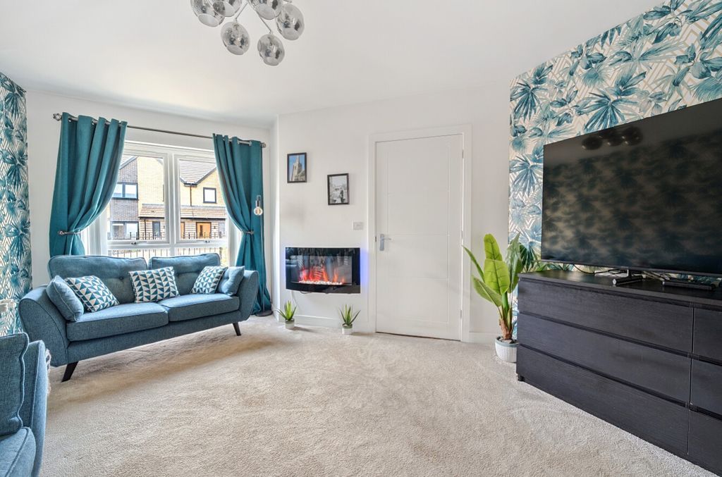 Property photo 2 of 21 1324898-8-68758F625A026