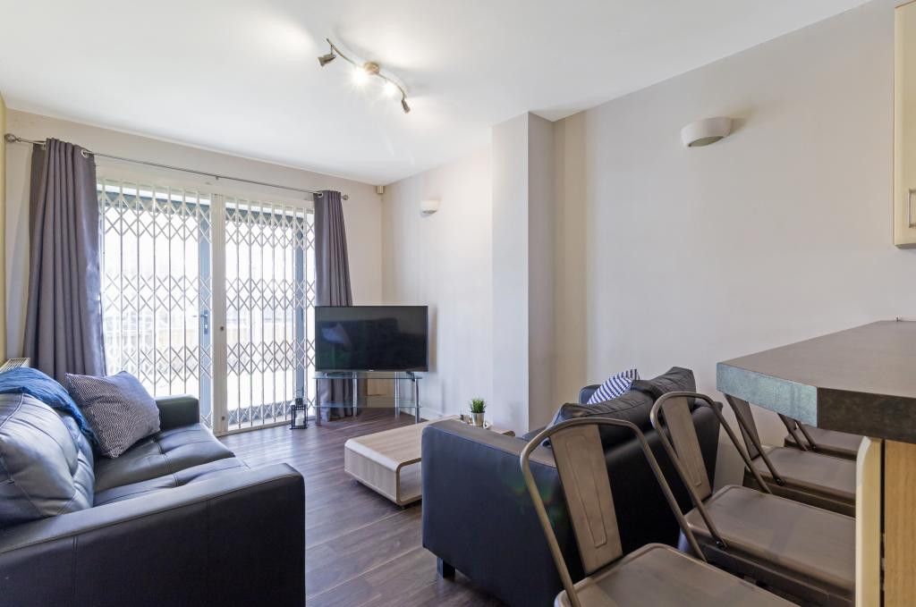 Property photo 1 of 6 Property Photo