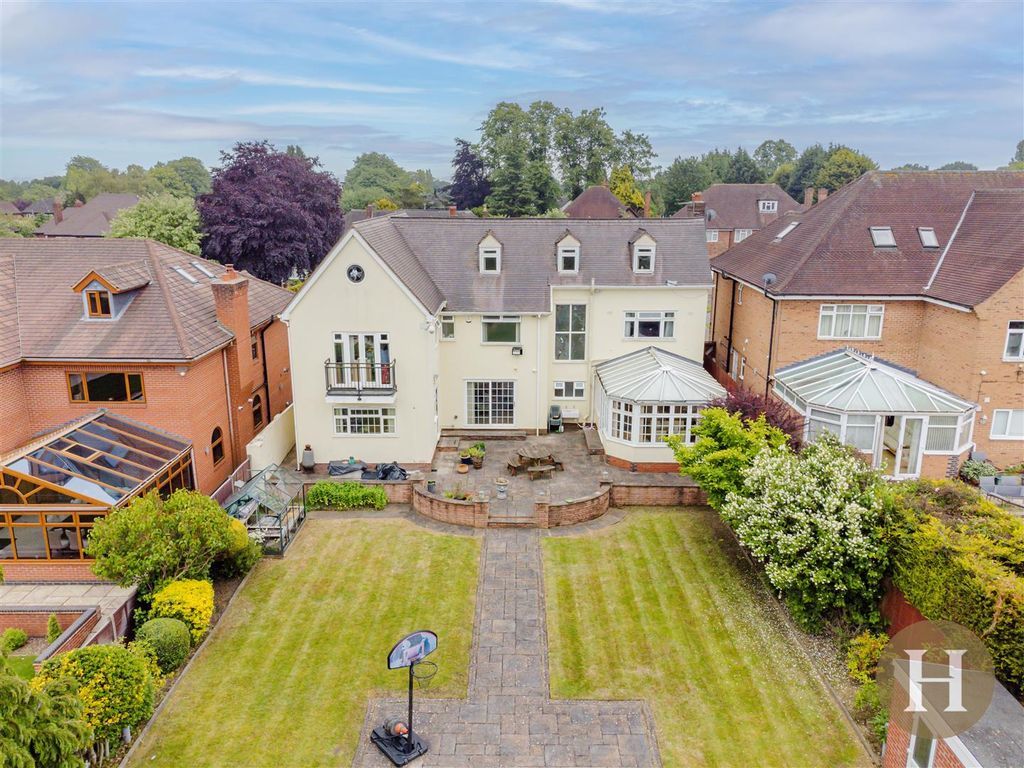 Property photo 1 of 48 Hadleigh Estate Agents-57.Jpg