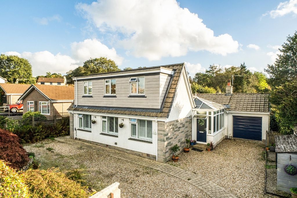 Property photo 1 of 14 5560210