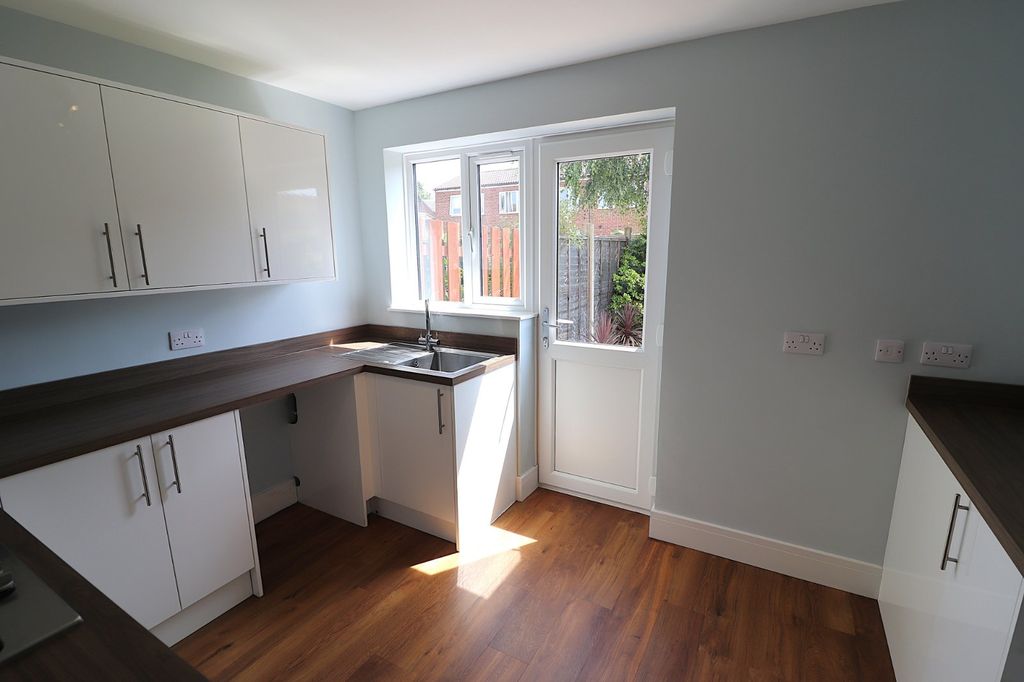 Property photo 3 of 18 Picture No. 27