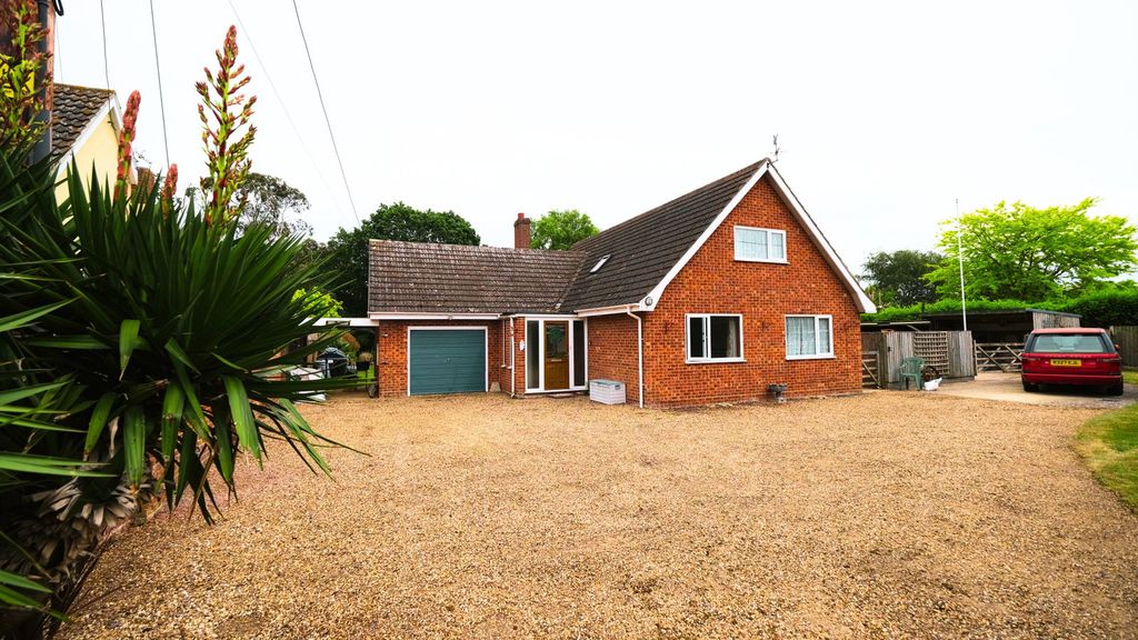Property photo 1 of 23