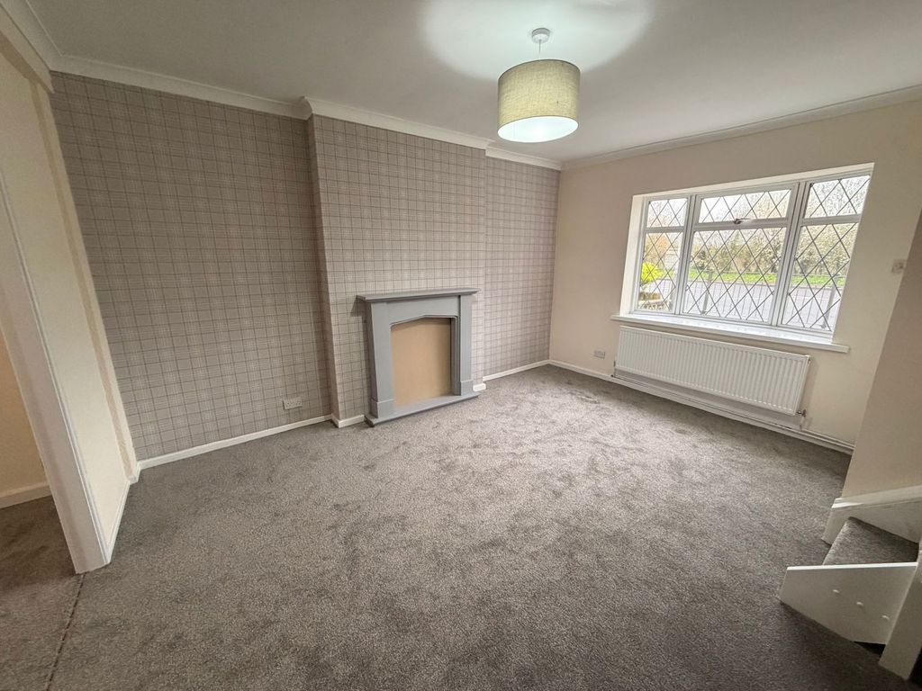 Property photo 2 of 12 Photograph