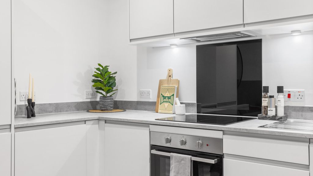 Property photo 3 of 20