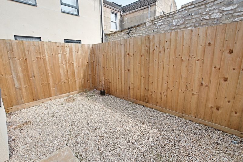 Property photo 3 of 6 Photo 6