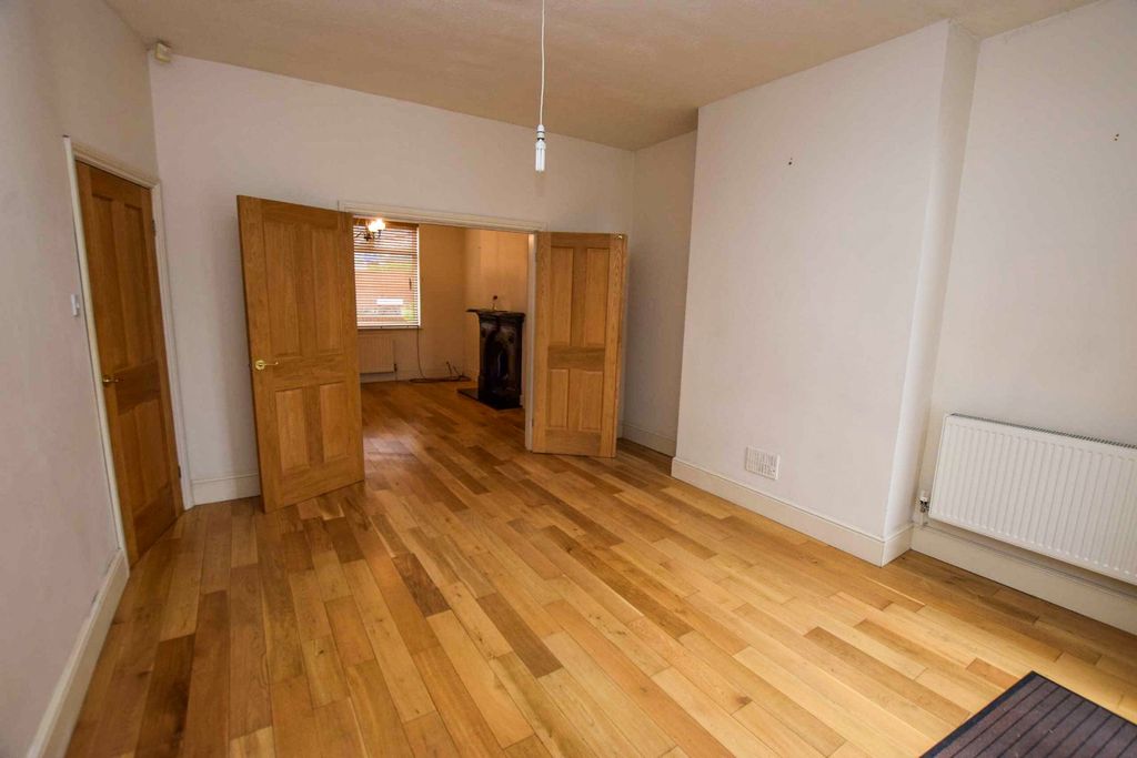 Property photo 3 of 10 Picture No. 06