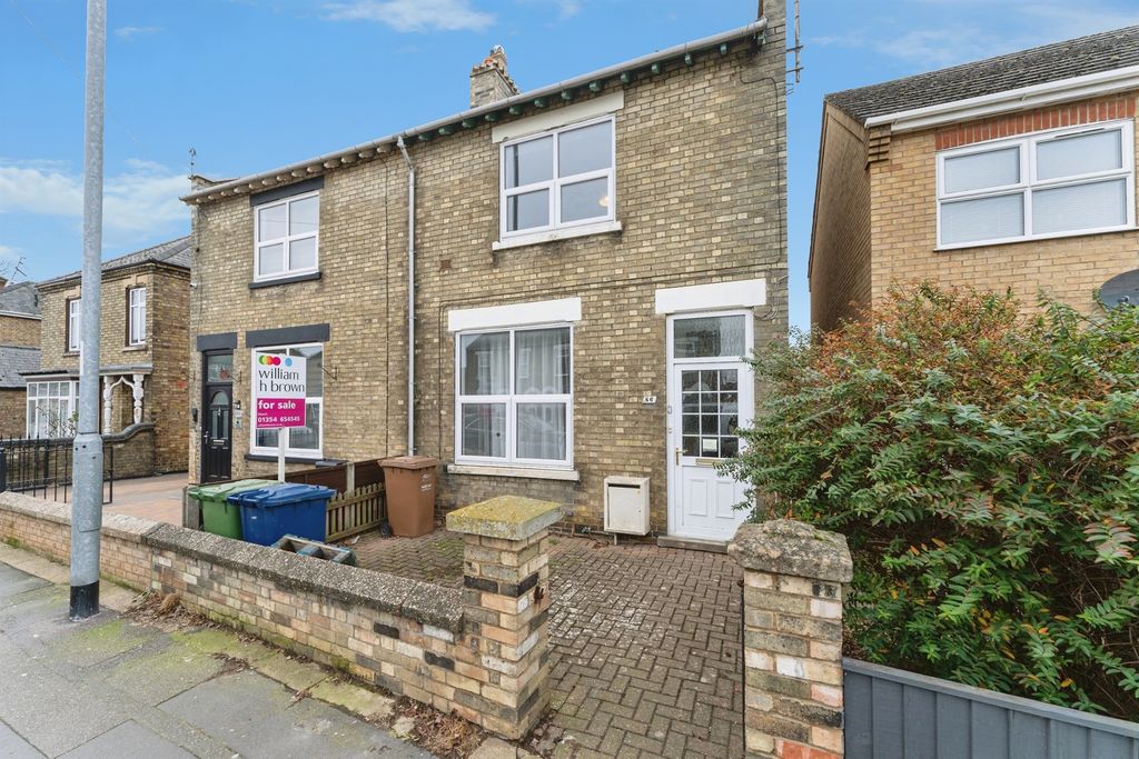 Property photo 1 of 21