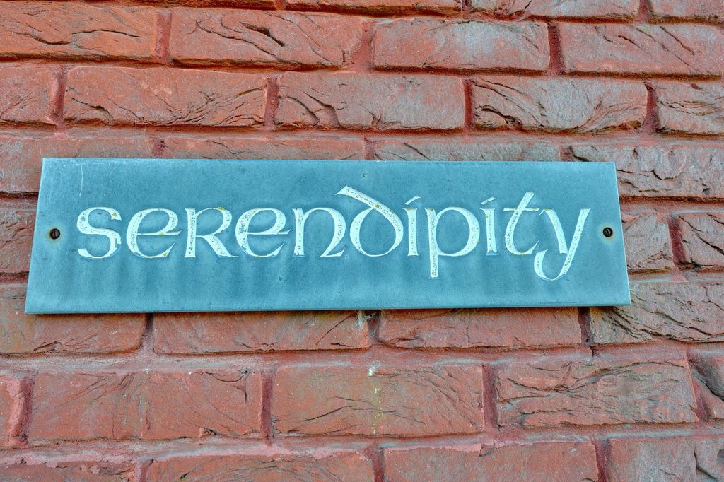 Property photo 3 of 48