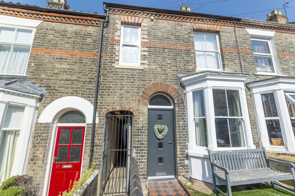 Property photo 1 of 23