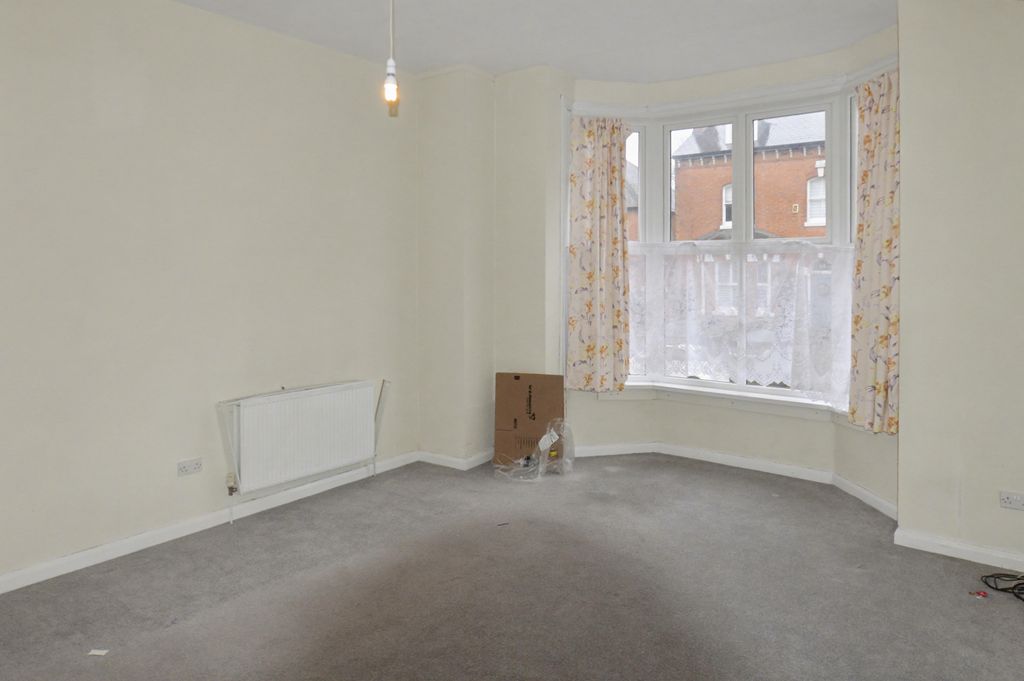 Property photo 2 of 37 Flats 1-4, 11 Prospect Road, Moseley, Birmingham, B13 9Tb