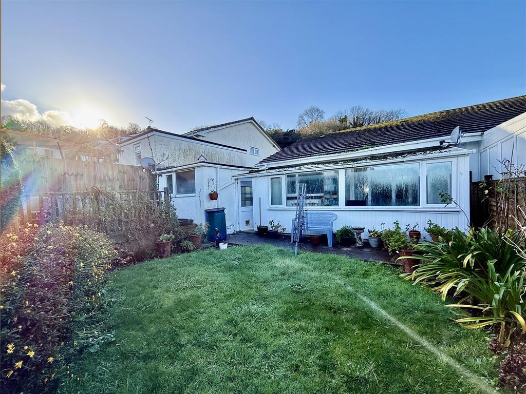 Property photo 3 of 17 Rear Right.Jpg