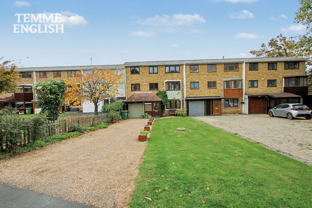 Property photo 1 of 38