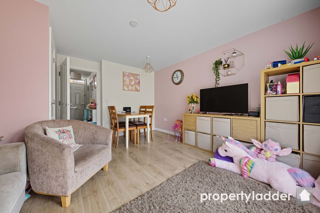 Property photo 3 of 17 Pl-2