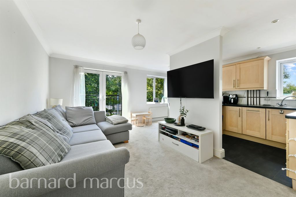 Property photo 1 of 9