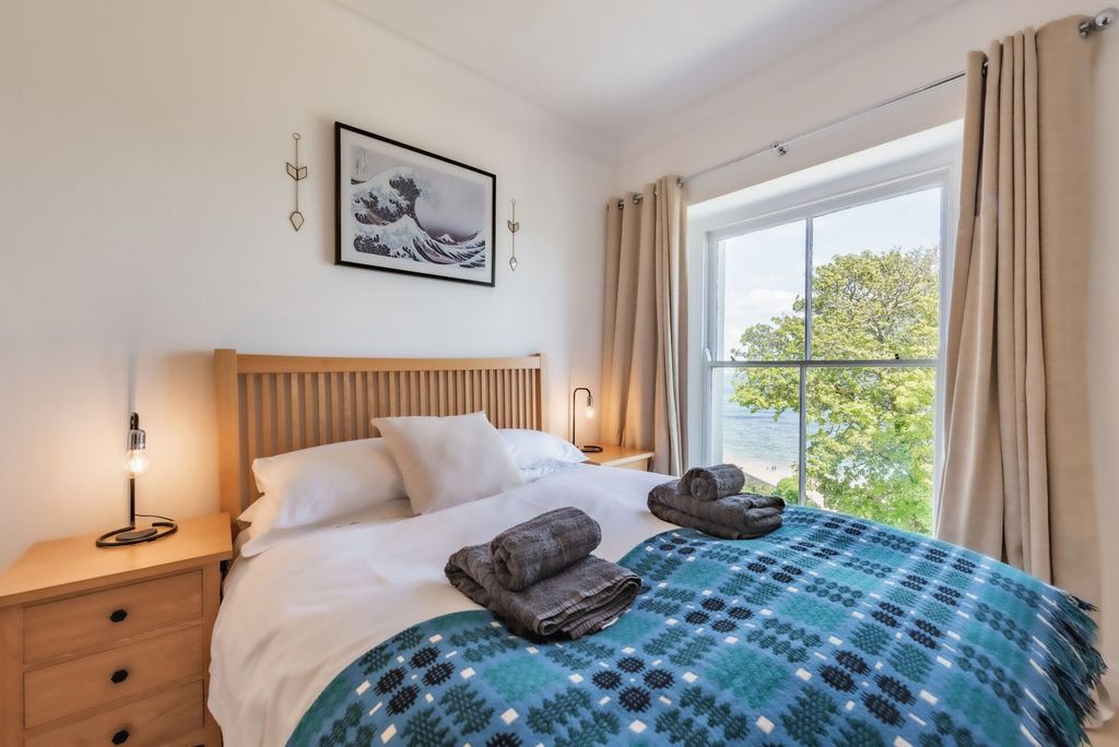 Property photo 3 of 29