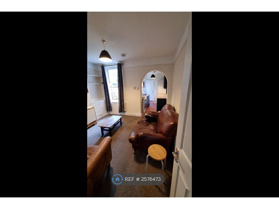 Property photo 2 of 13 Sitting Room