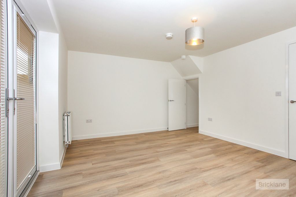 Property photo 3 of 7 Bedroom