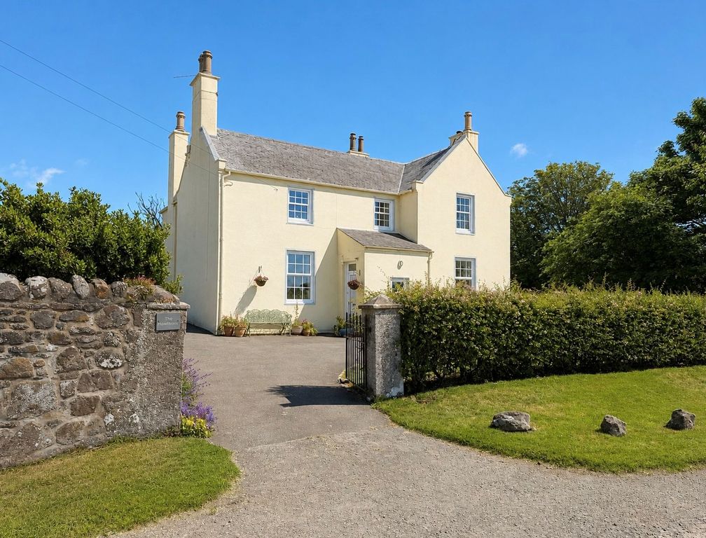 Property photo 2 of 46