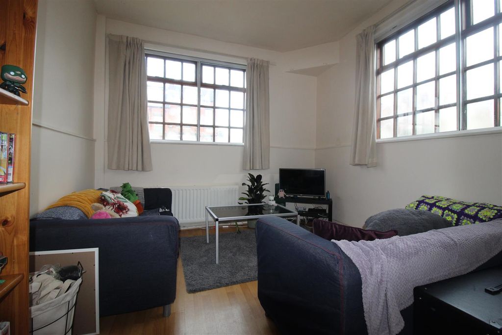 Property photo 2 of 5 Img_2041.Jpg