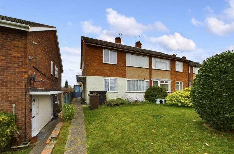 Property photo 1 of 8