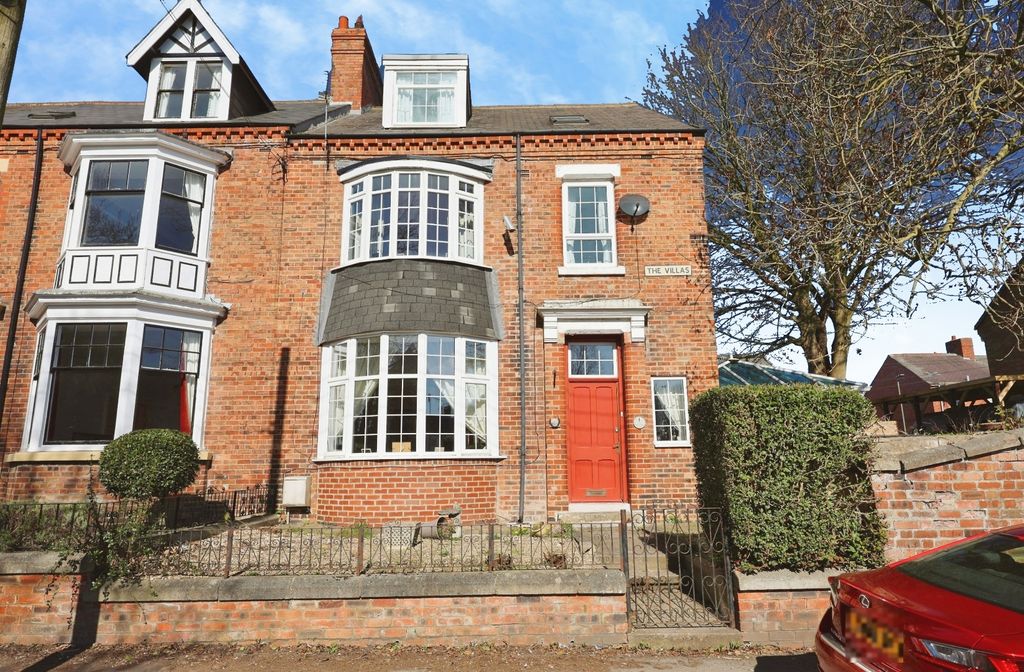 Property photo 1 of 29 Pbox-Img.Jpg