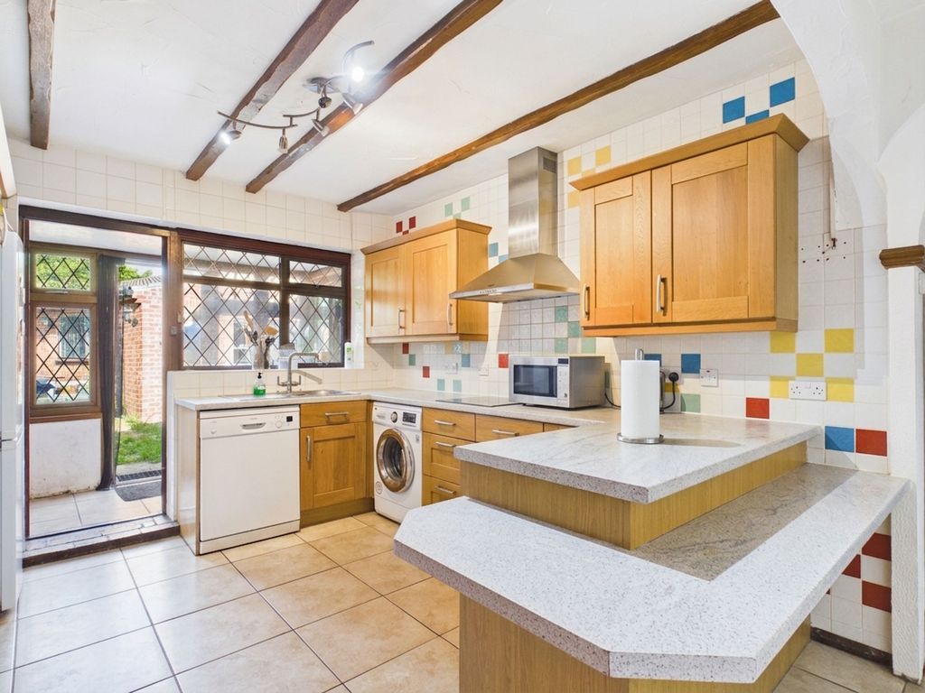 Property photo 2 of 24