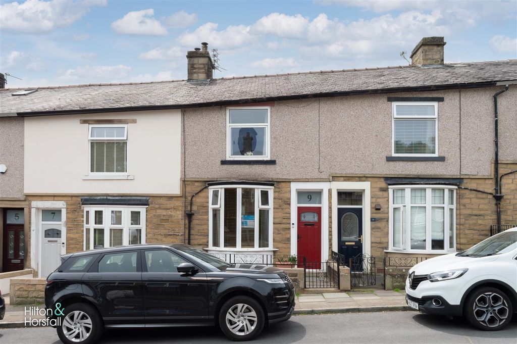 Property photo 1 of 15 Rushton Street