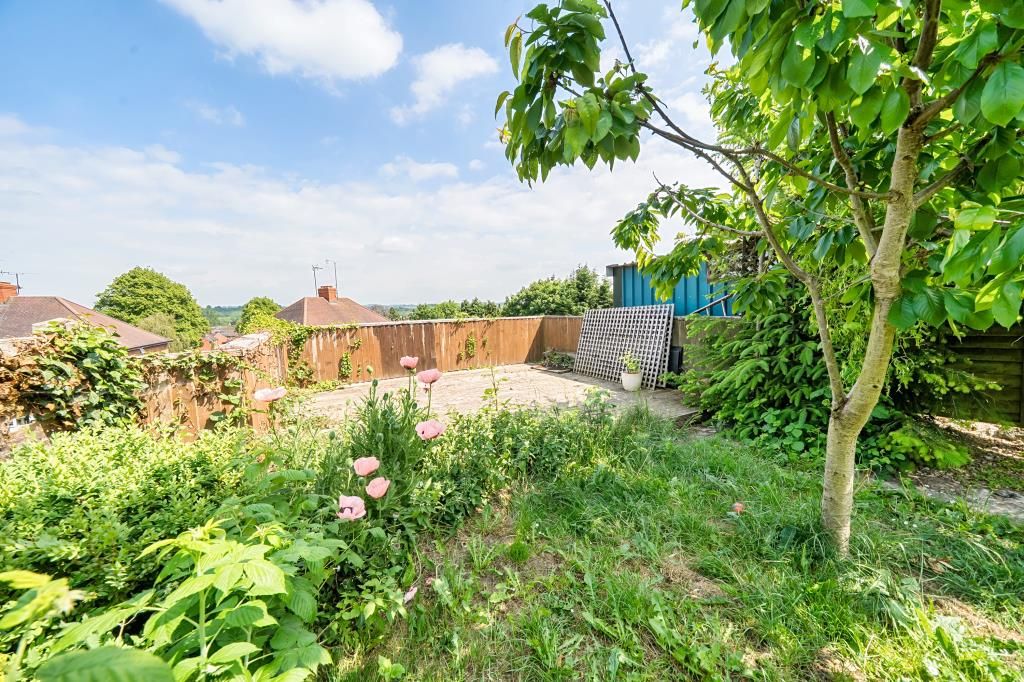 Property photo 2 of 19 Garden