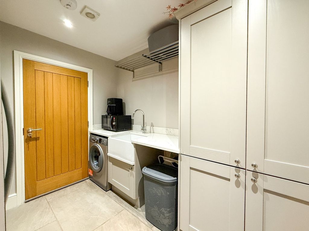 Additional image 37 of 4 bed barn conversion for saleOff Manor Road, Farnley Tyas, Huddersfield HD4