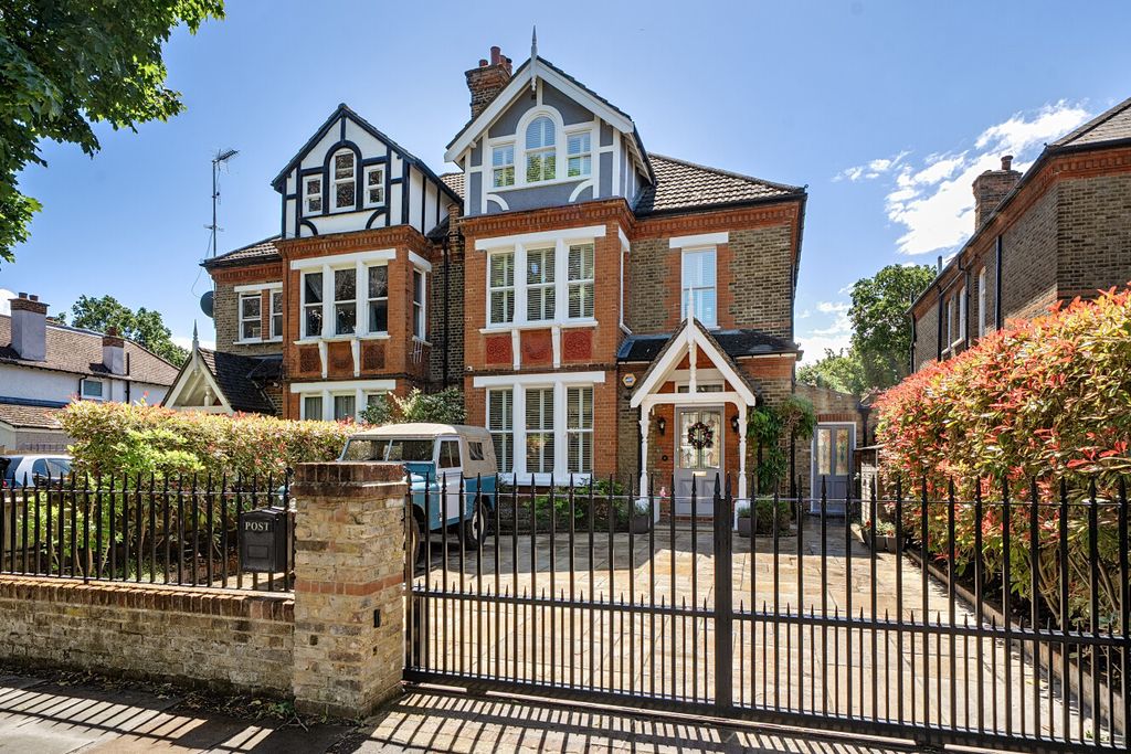 Property photo 1 of 35 1470714-28-6A281B...