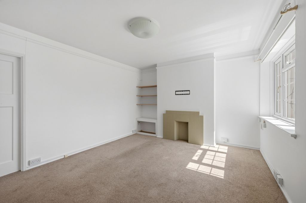 Property photo 3 of 10 Picture No. 09