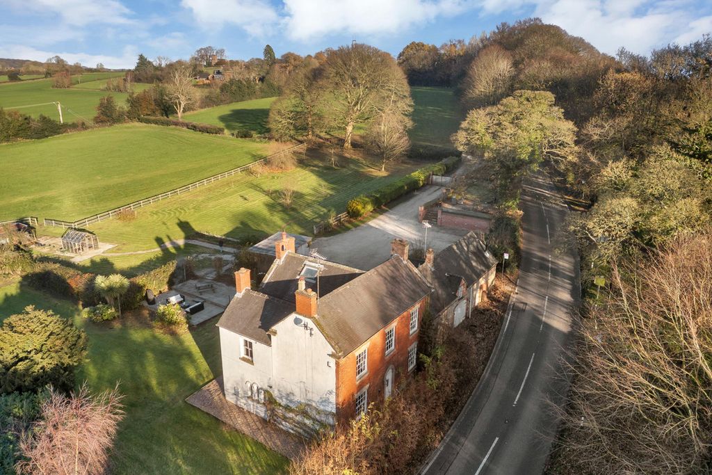 Property photo 2 of 38