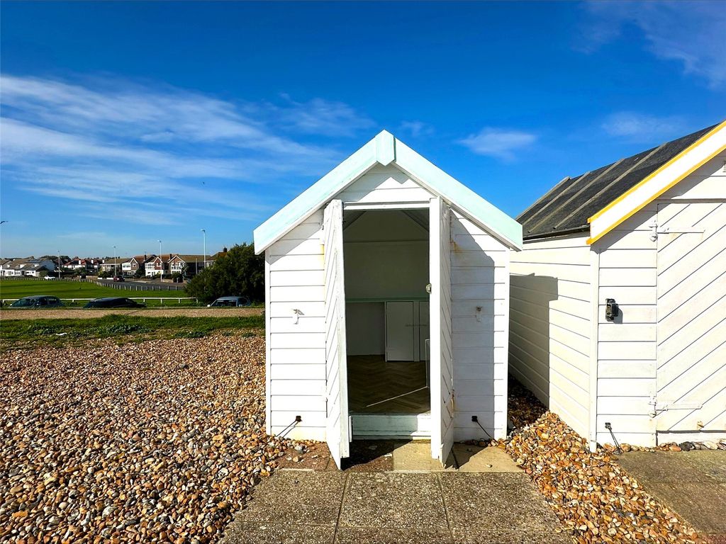 Property photo 3 of 7 Picture No. 09