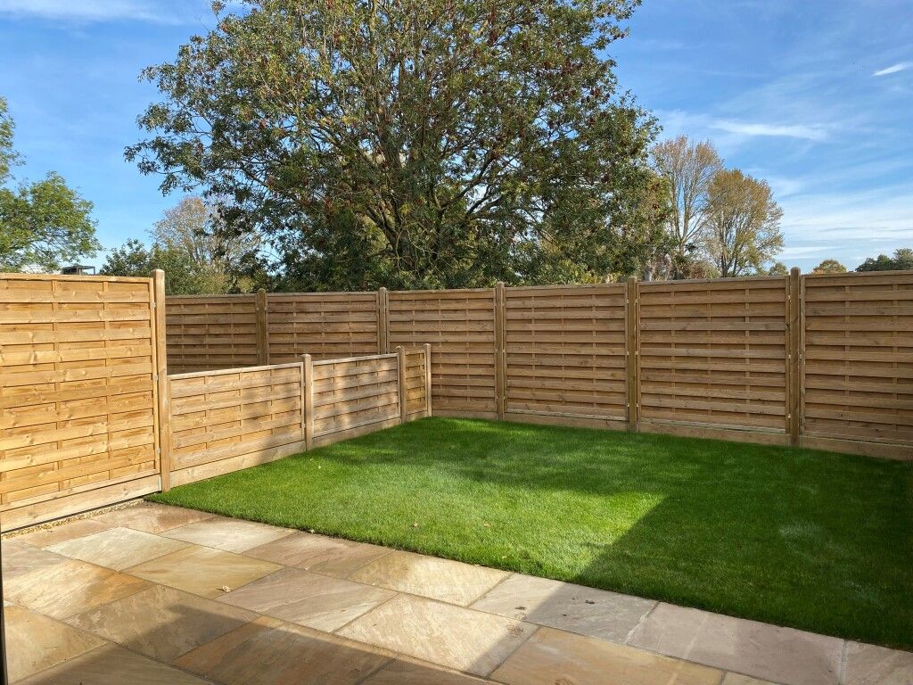 Property photo 3 of 20 Terrace &amp; Garden