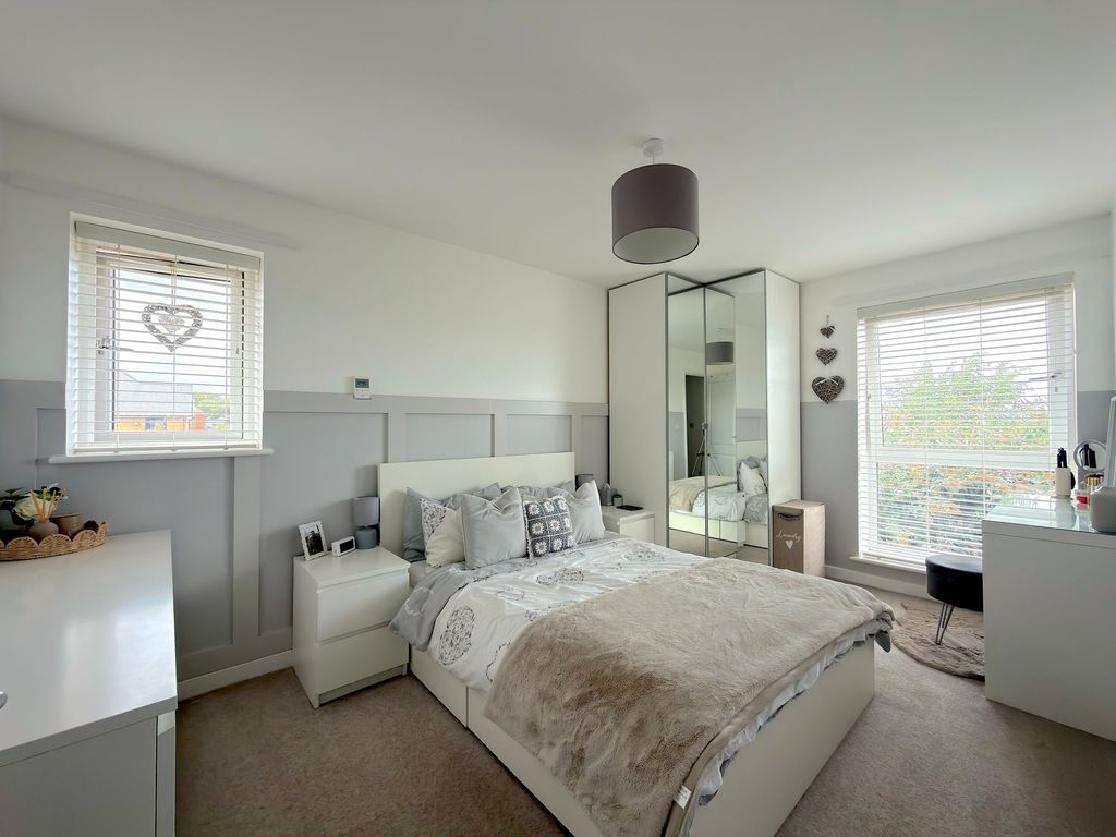 Property photo 1 of 13 Bedroom One (1)