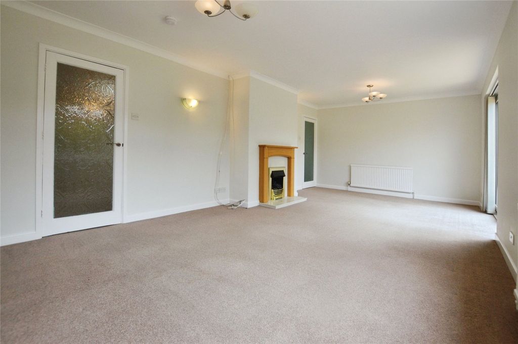 Property photo 3 of 20 Picture No. 53