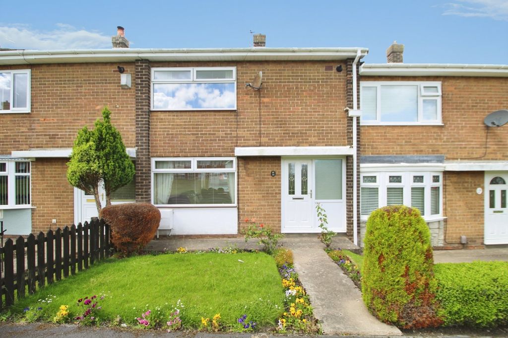 Property photo 1 of 19 External
