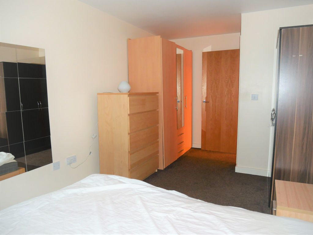 Property photo 3 of 5
