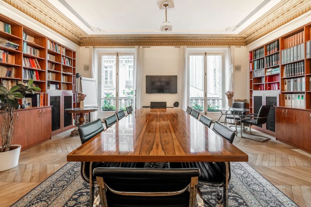 Property photo 3 of 24