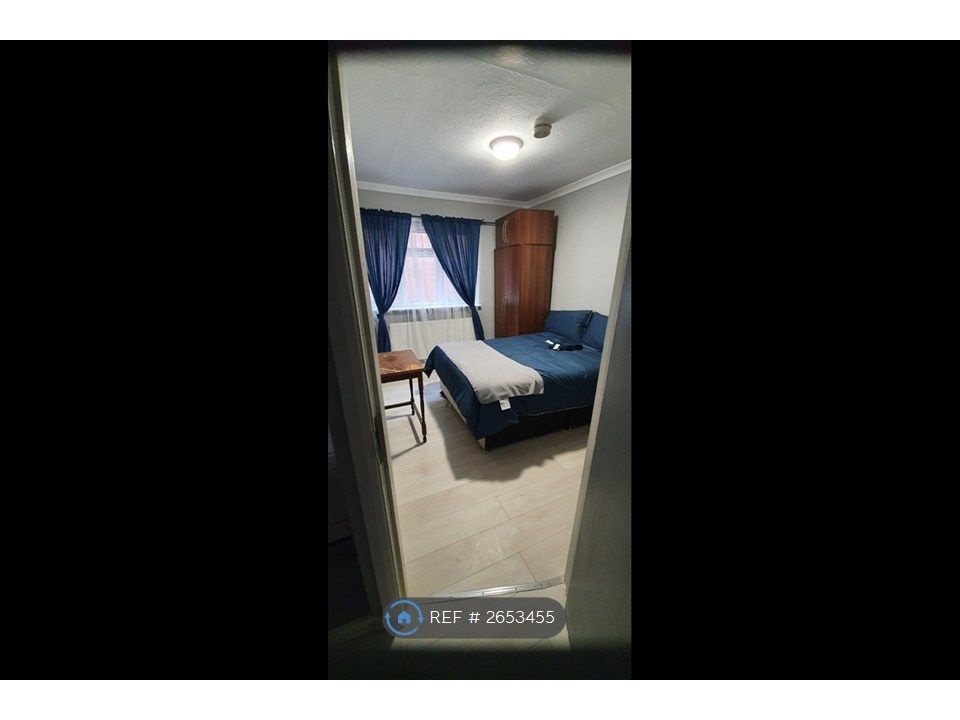 Property photo 3 of 17 Bedroom 3 - Double Room