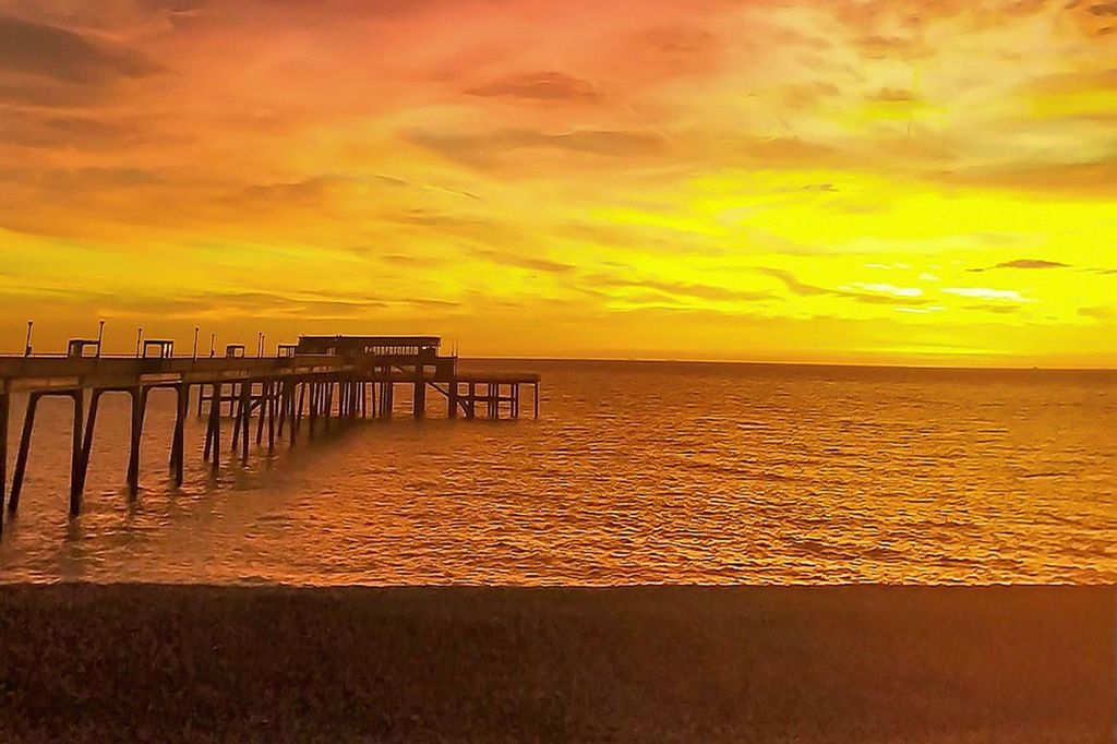 Property photo 2 of 11 Deal Pier