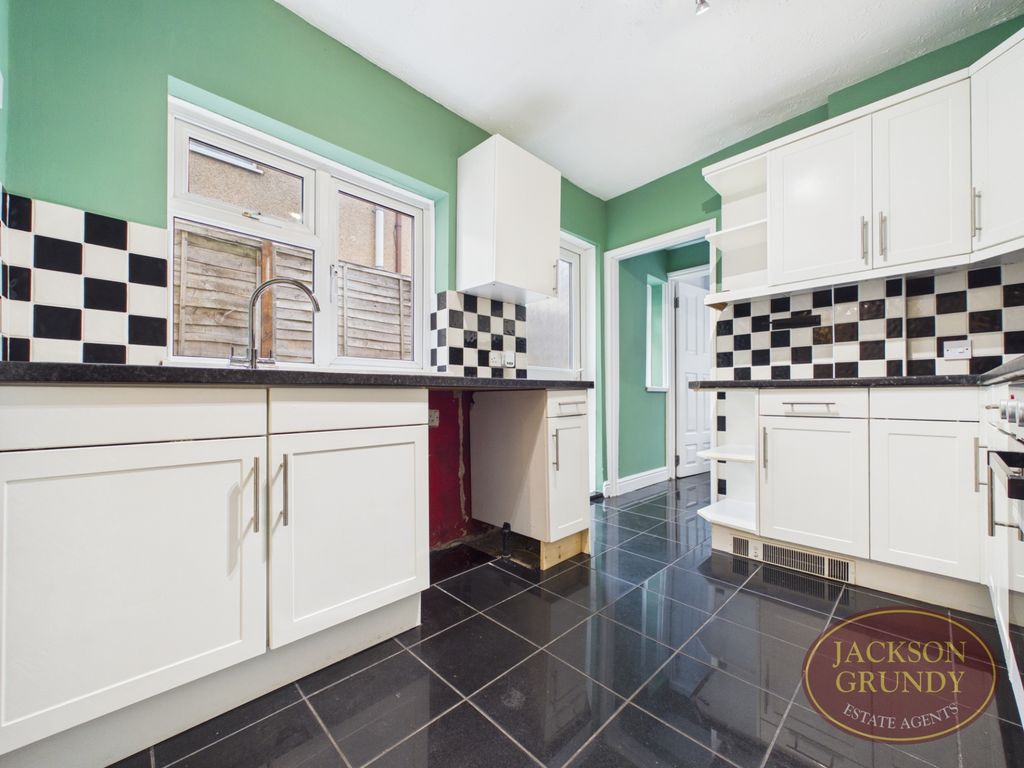 Property photo 2 of 11 Edith Street