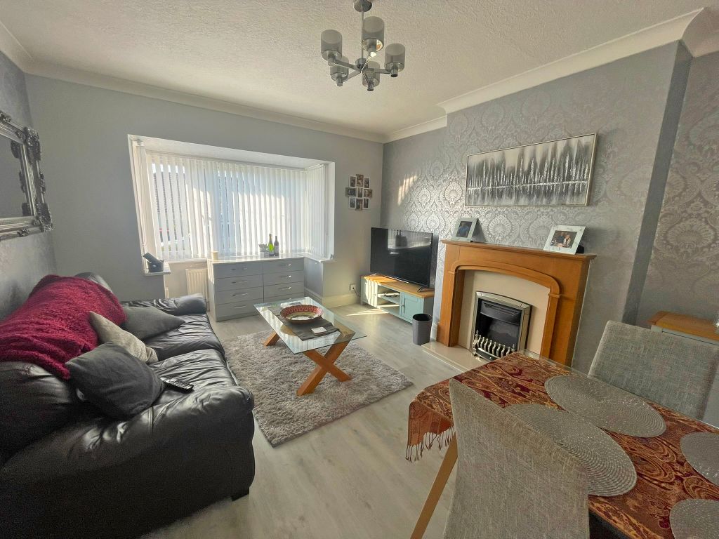 Property photo 2 of 7 Img_9028