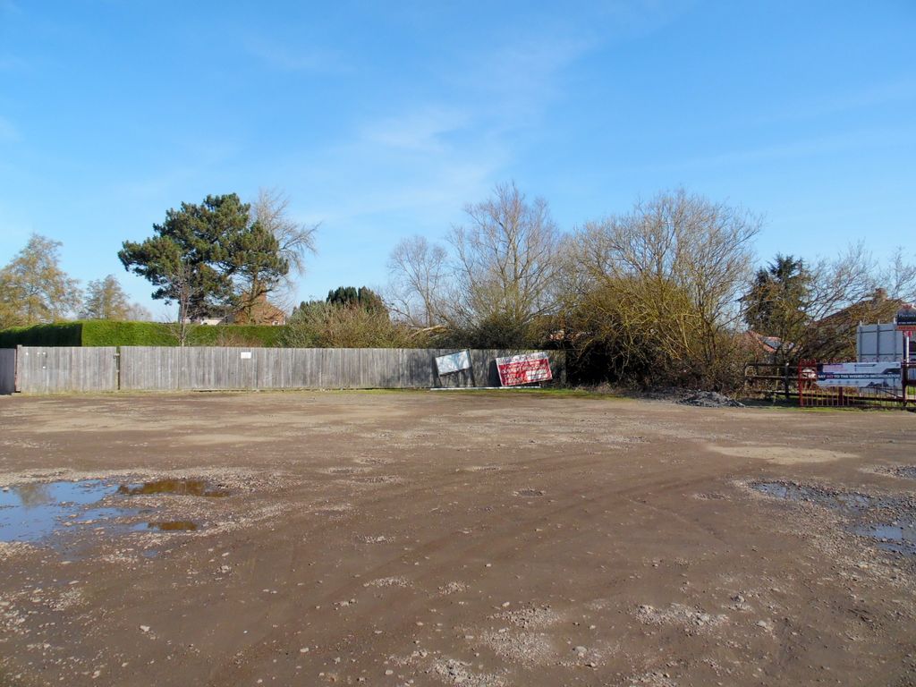 Property photo 2 of 6