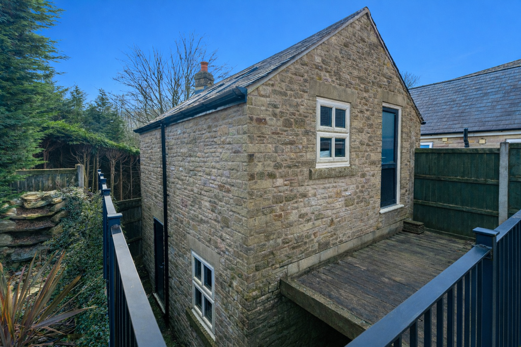 Property photo 3 of 53