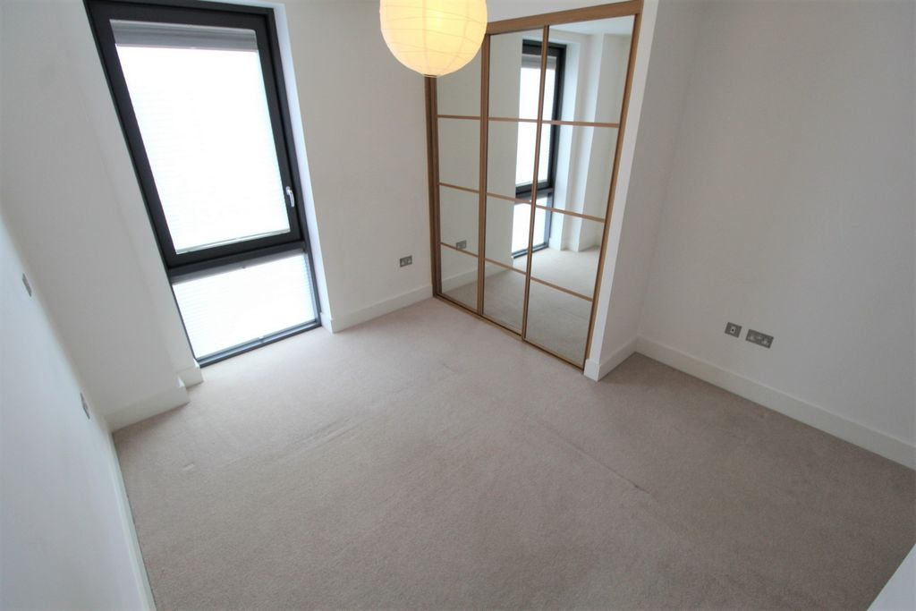 Property photo 3 of 15 Photo 10