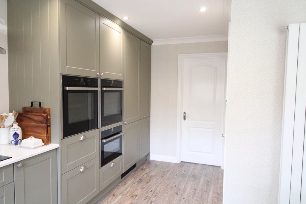 Property photo 3 of 17 Picture No. 26