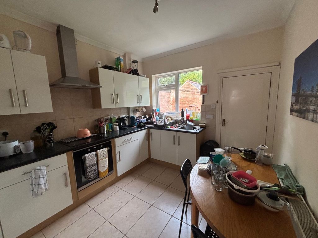 Property photo 2 of 12 Picture No. 07