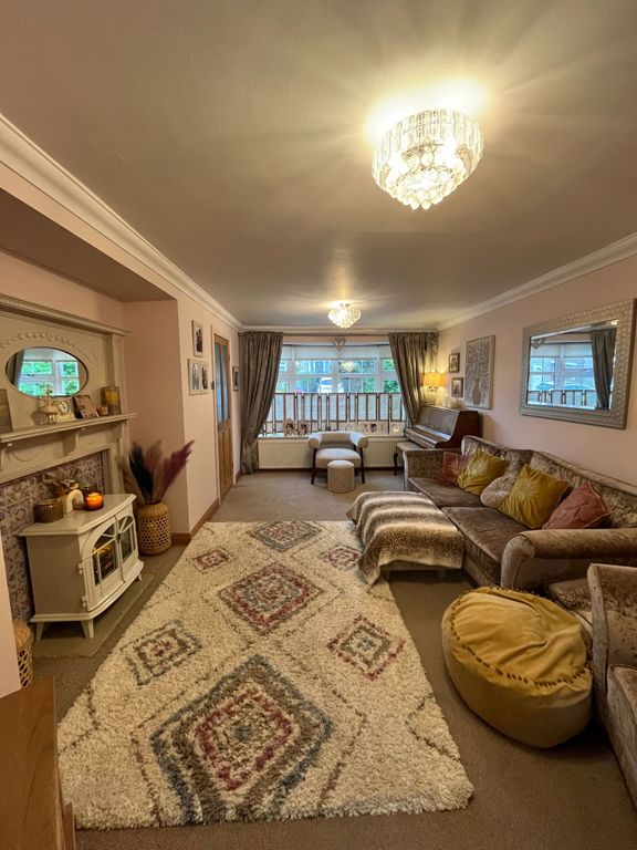 Property photo 3 of 26