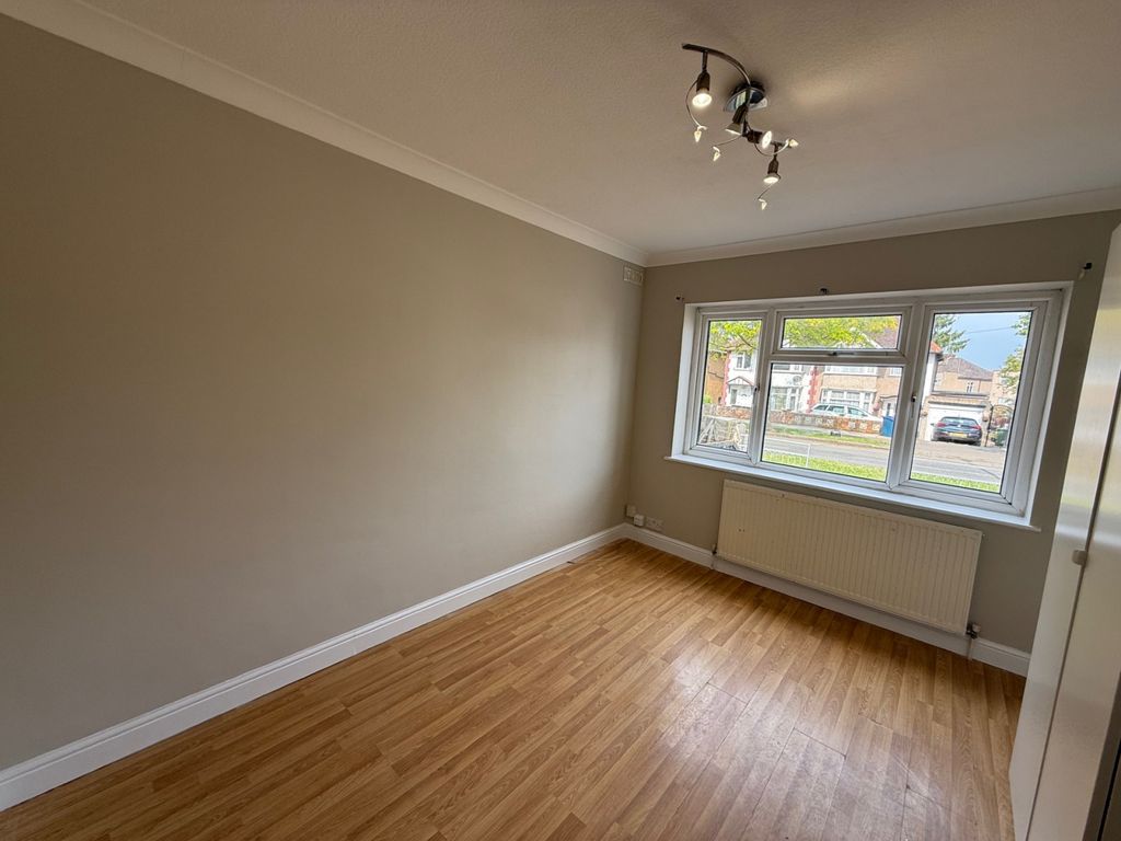 Property photo 2 of 4 Gallery